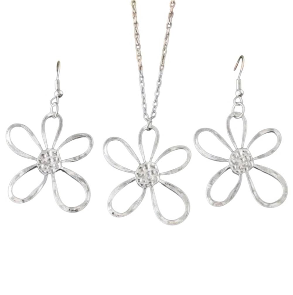 Silvertone Flower Jewelry Set
